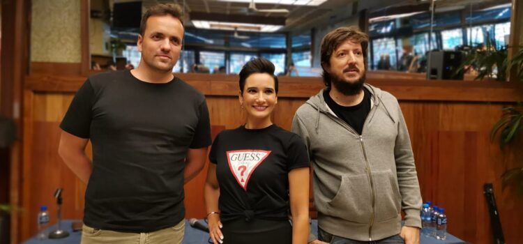 Robin Torres presenta su show ‘Hija de la Luna’