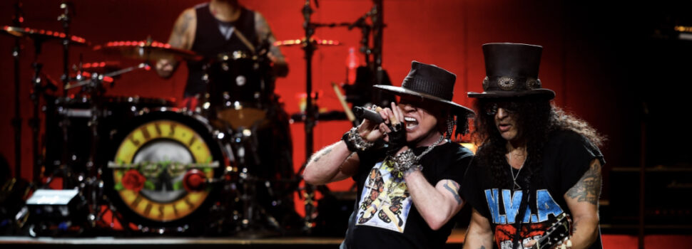 GUNS AND ROSES INCENDIA LONDRES CON SU EXPLOSIVO SHOW PREVIO A SUS CONCIERTOS EN MÉXICO Y MONTERREY