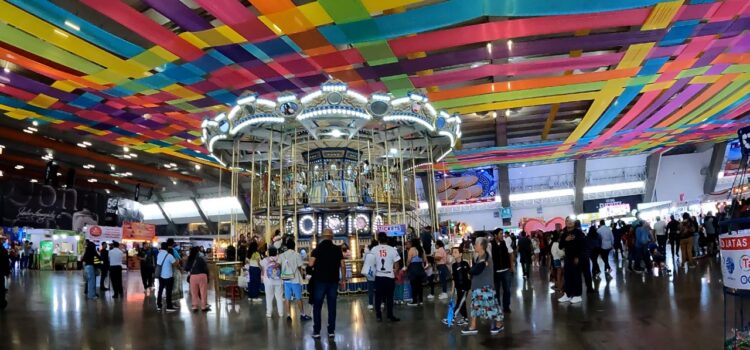 Por alta afluencia, Feria de Puebla amplía su horario