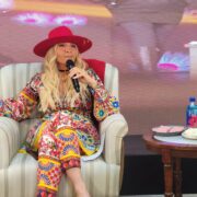 Yuri comparte todos los detalles de su espectacular “Icónica Tour” rumbo a Puebla
