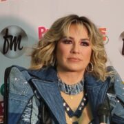 María José conquista el Palenque de Puebla y adelanta un disco íntimo que verá la luz tras el Mundial